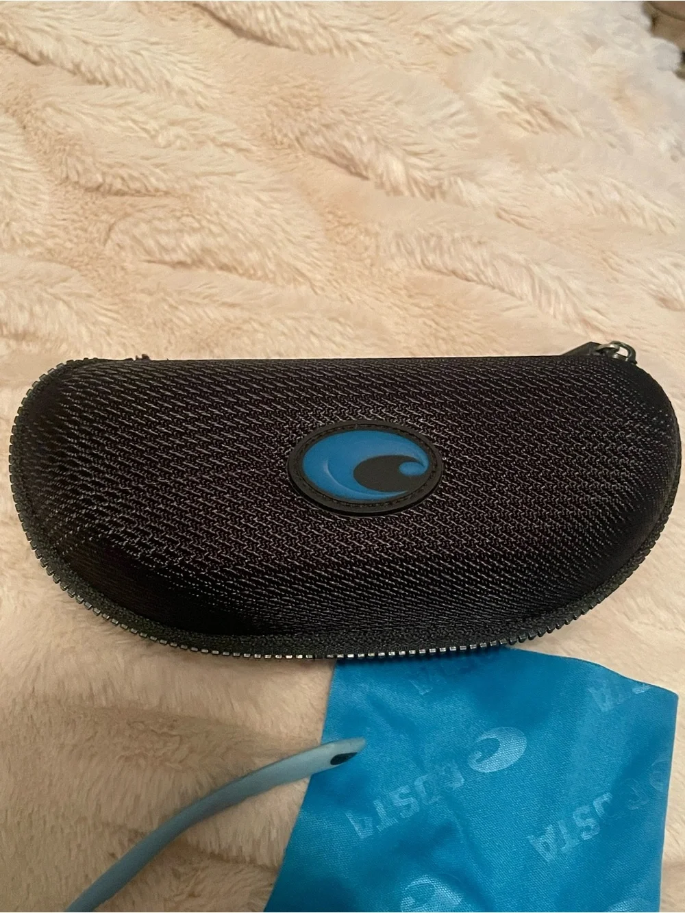 Costa Whitetip WTP 123 Polarized Fishing Sunglasses in great condition